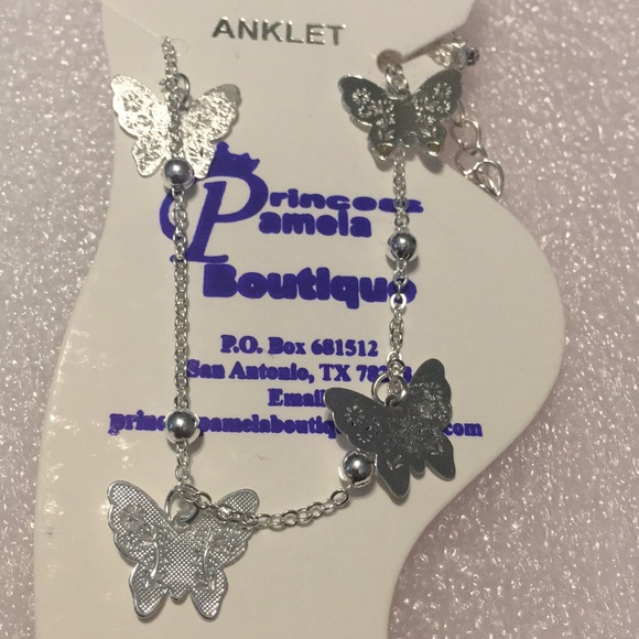 Silver tone Butterflies Ankle Bracelet - Picture 4 of 4